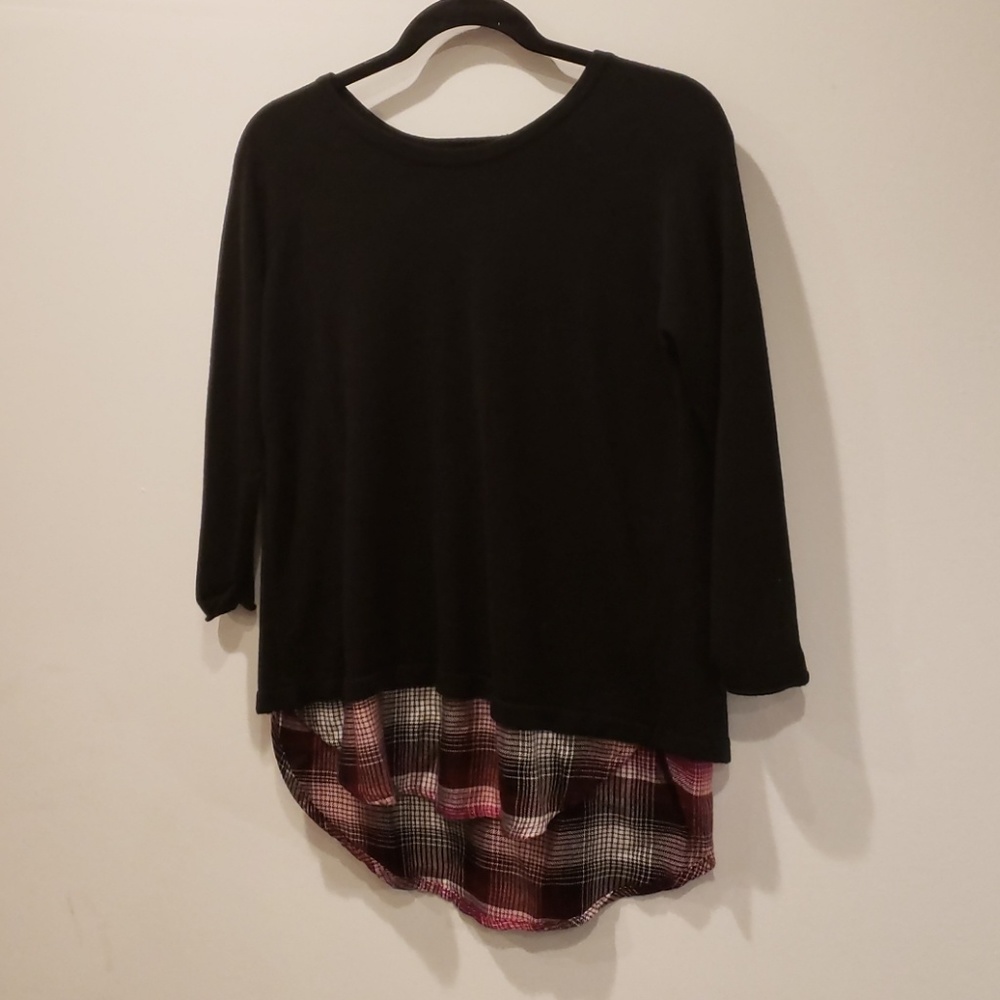 Black sweater with cut out